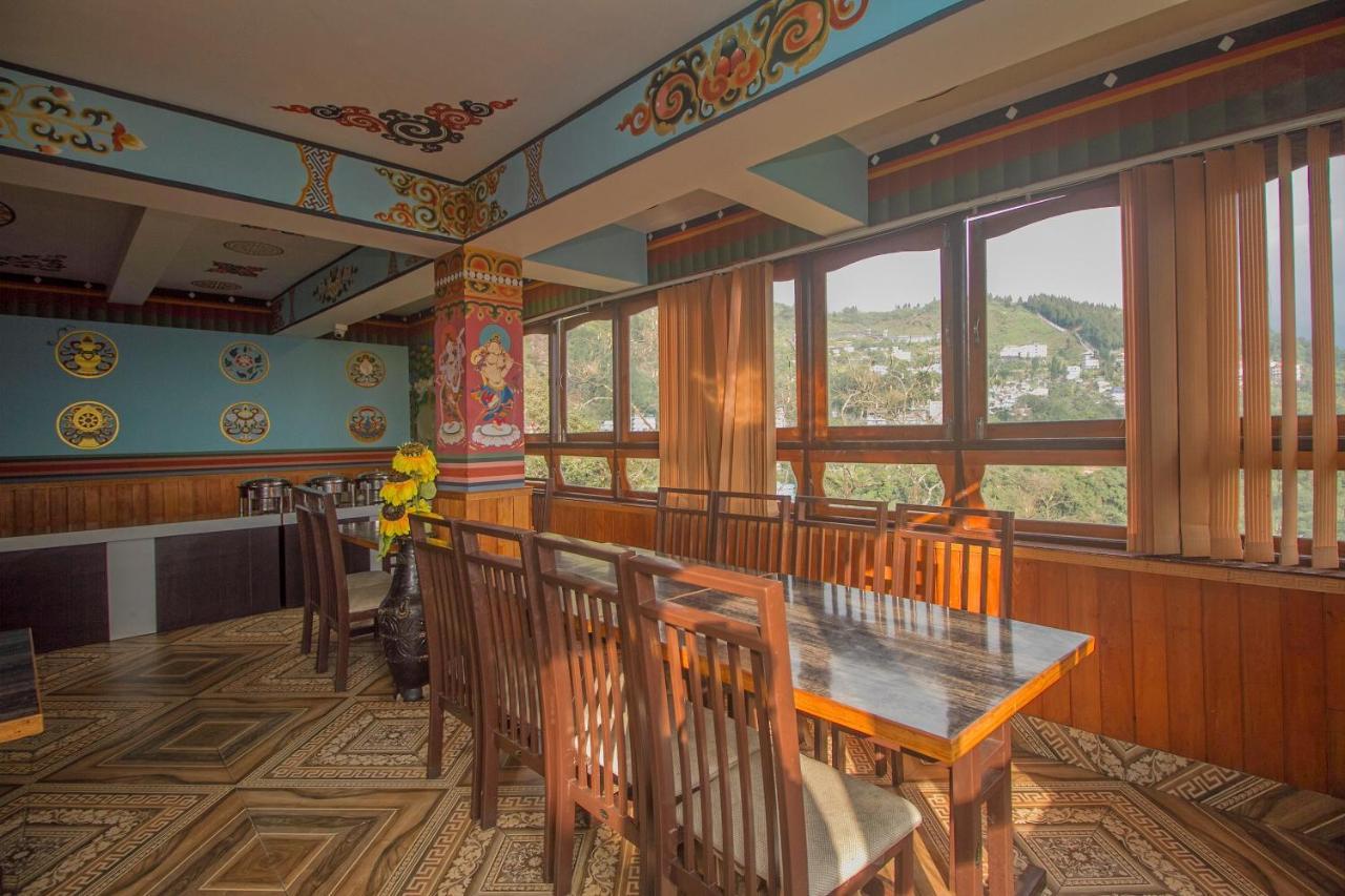 Retreat Hotel & Spa Gangtok Exteriör bild
